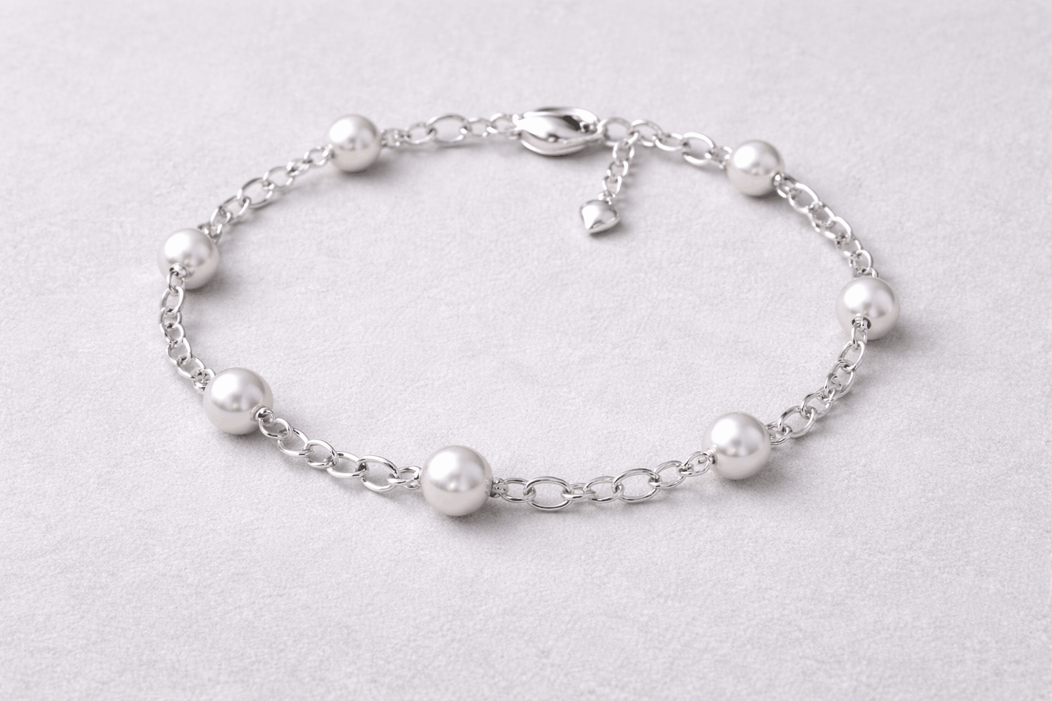 pearlsonly-blog-108-image-5-pearl - Designy s řetízkem a perlovými akcenty - Perlové šperky - pearlsonly