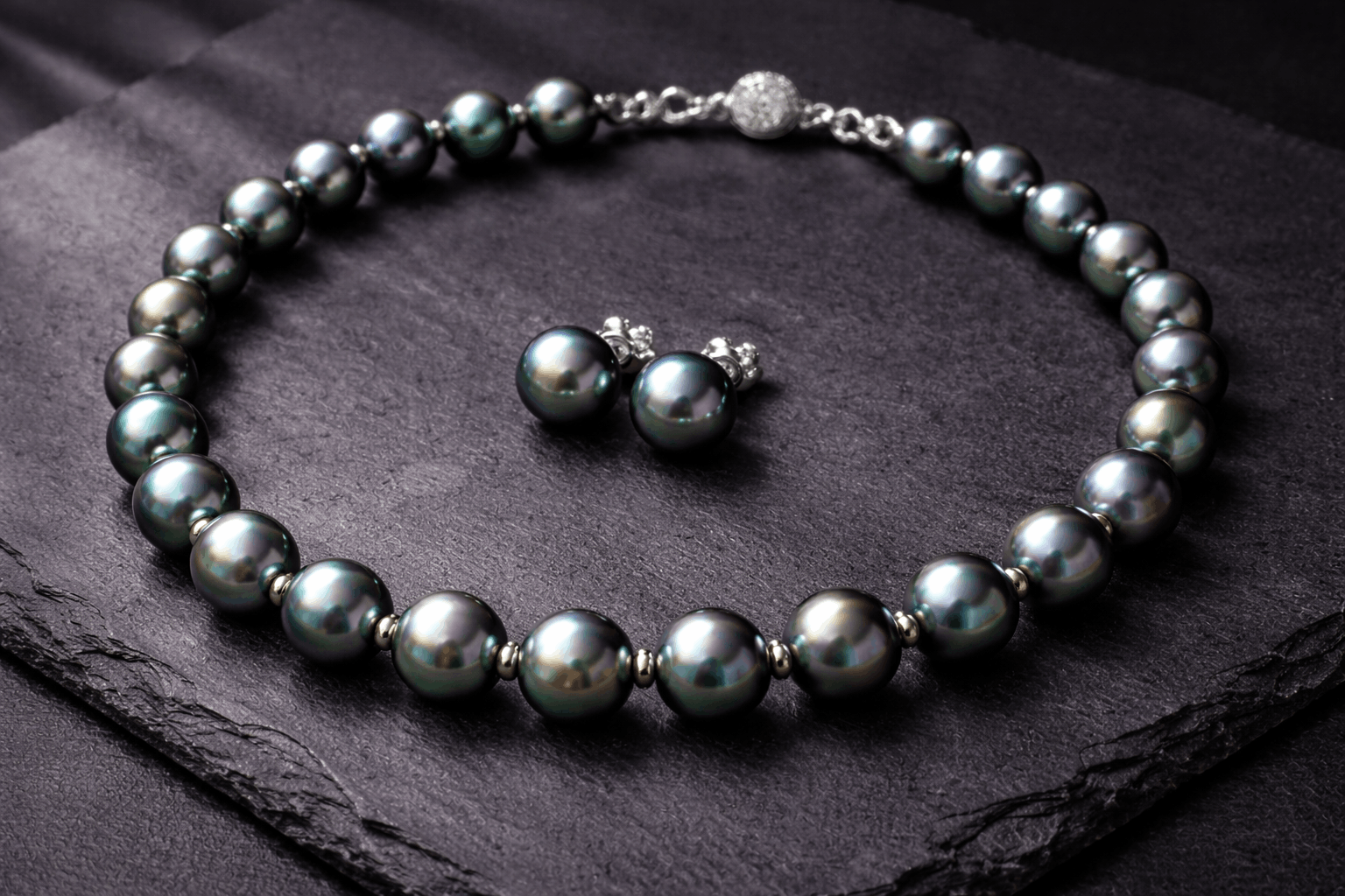 pearlsonly-blog-109-image-5-pearl – Černá perlová souprava náhrdelníku a náušnic – Perlové šperky – pearlsonly