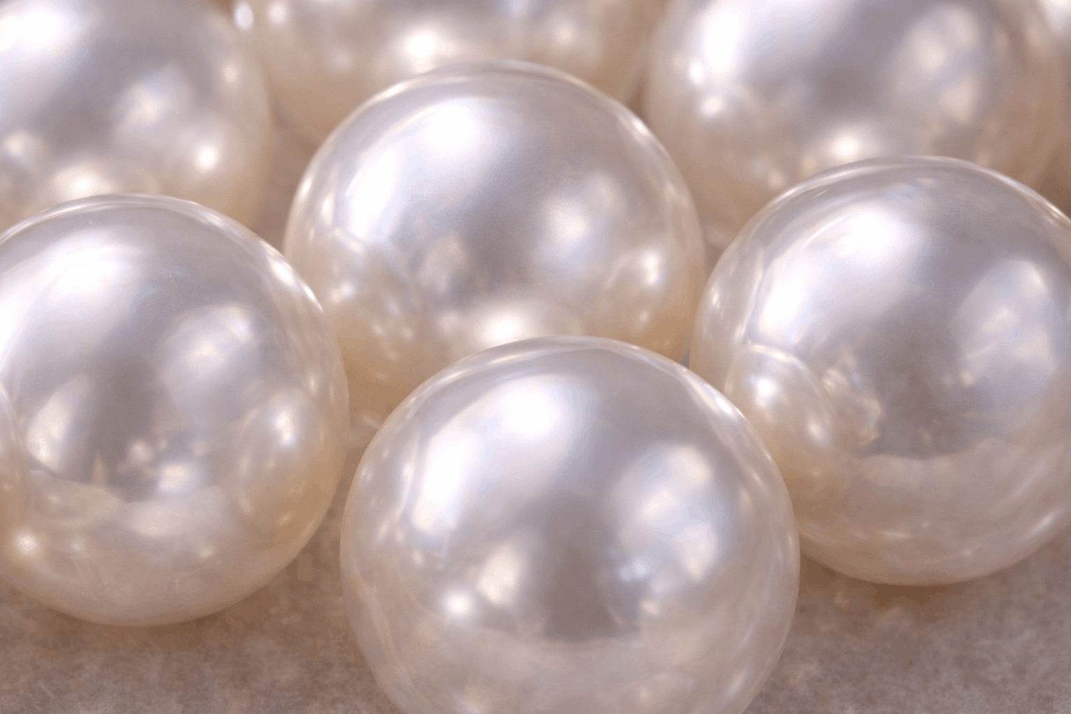 pearlsonly-blog-114-image-7-pearl - Standardy lesku - Perlové šperky - pearlsonly